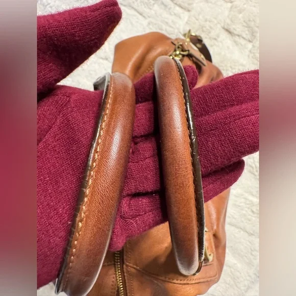 Vintage Coach Tan Leather Satchel - Picture 11 of 12